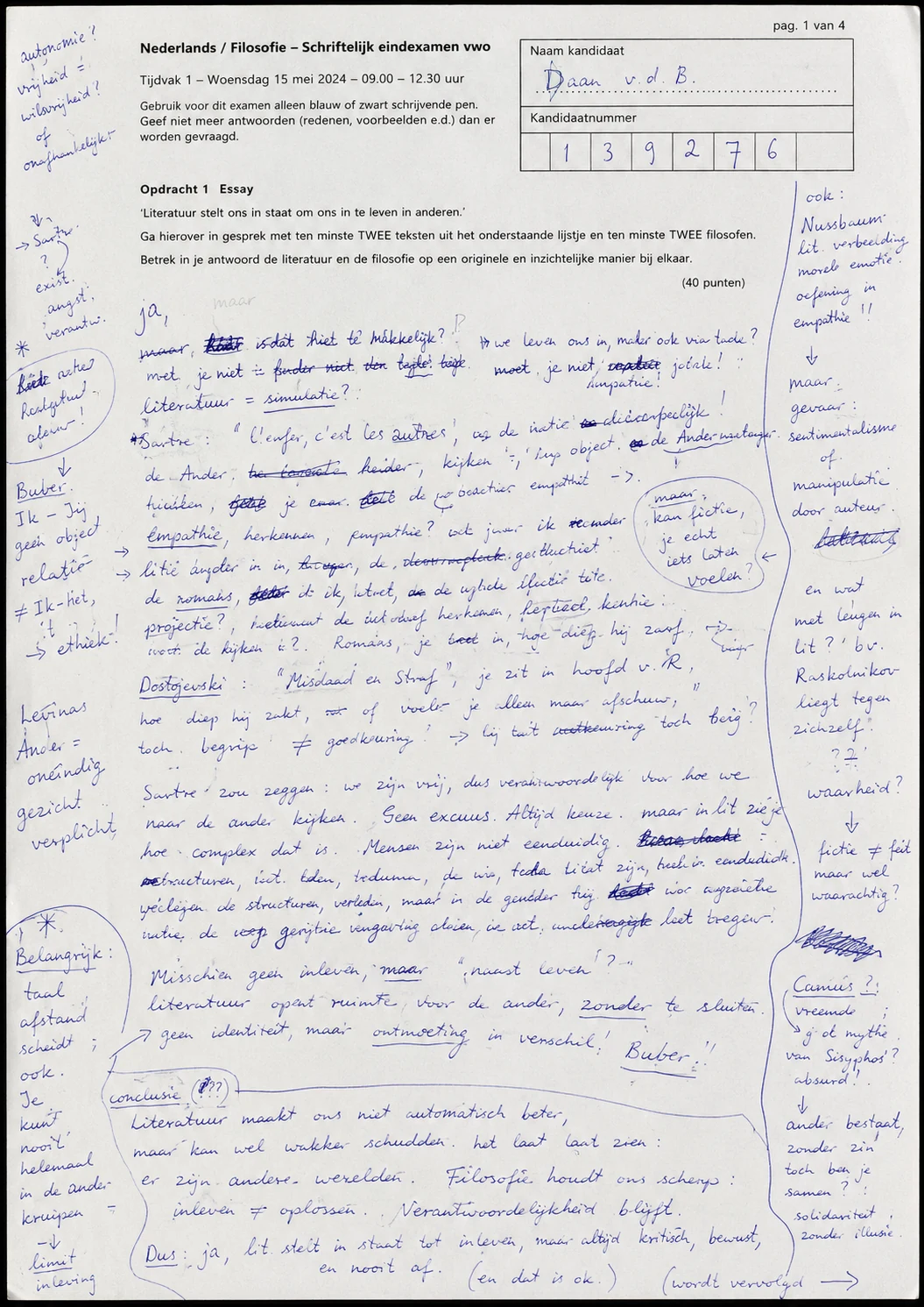 Nederlandse filosofietoets met een lang handgeschreven essay